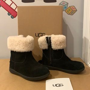 UGG JORIE II boots